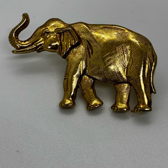 Gold Elephant Earrings - Picture 5 of 8